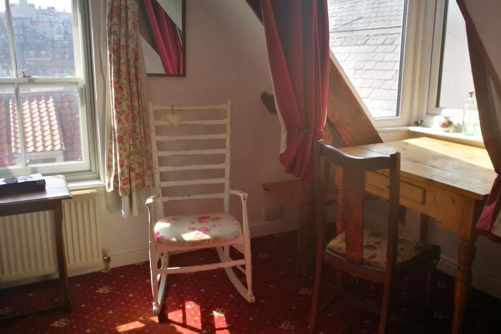 Seal, Comfortable Family Cottage Γουίτμπι Εξωτερικό φωτογραφία
